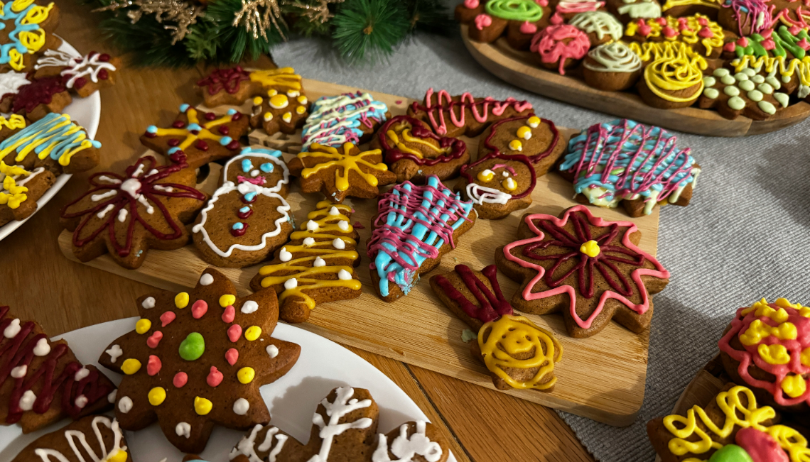 Holiday Cookie Decorating